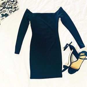 Off the Shoulders XS PLY Black Dress